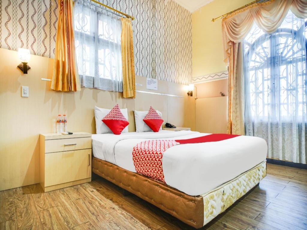 Oyo 1140 Hotel Tresya Tanjung Balai Tanjungbalai Exterior foto